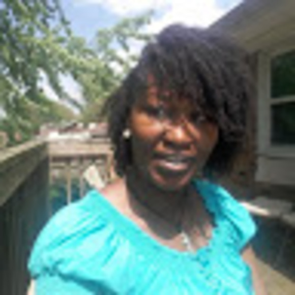 Meet your Posher, Yvonne - Picture 1 of 1